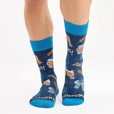 Calcetines divertidos de algodón "sin costuras". CERVEZA