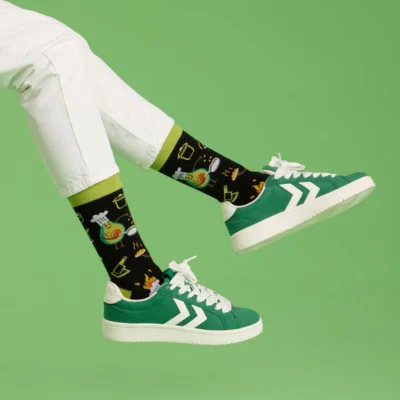 Calcetines divertidos de algodón "sin costuras". AGUACATE COCINERO