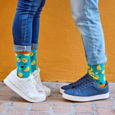 Calcetines divertidos de algodón "sin costuras". NARANJA