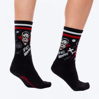 Calcetines deportivos de algodón "sin costuras". Vampiro espacial