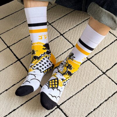 Calcetines divertidos de algodón "sin costuras". GODZILLA